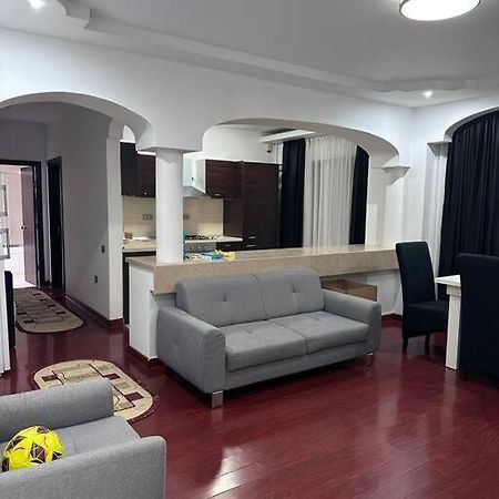 Apartament Complex Bukarest Kültér fotó
