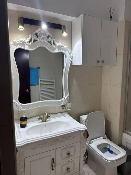 Apartament Complex Bukarest Kültér fotó